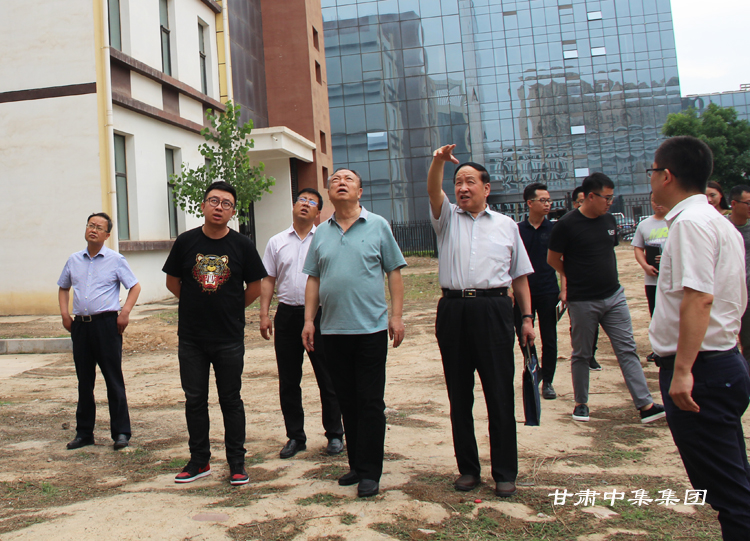 ԭ���Cʡ�˴�ί�������Ρ����Cʡ���ƿ������L��־��һ���W�R���F(tu��n)��˾�{(di��o)��..