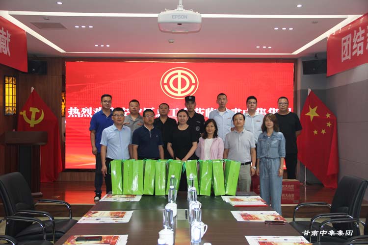 �����^(q��)����������..