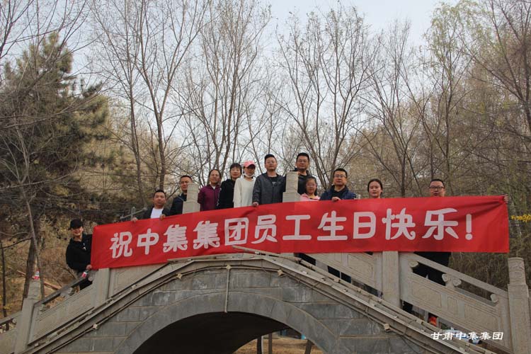 �T���L��