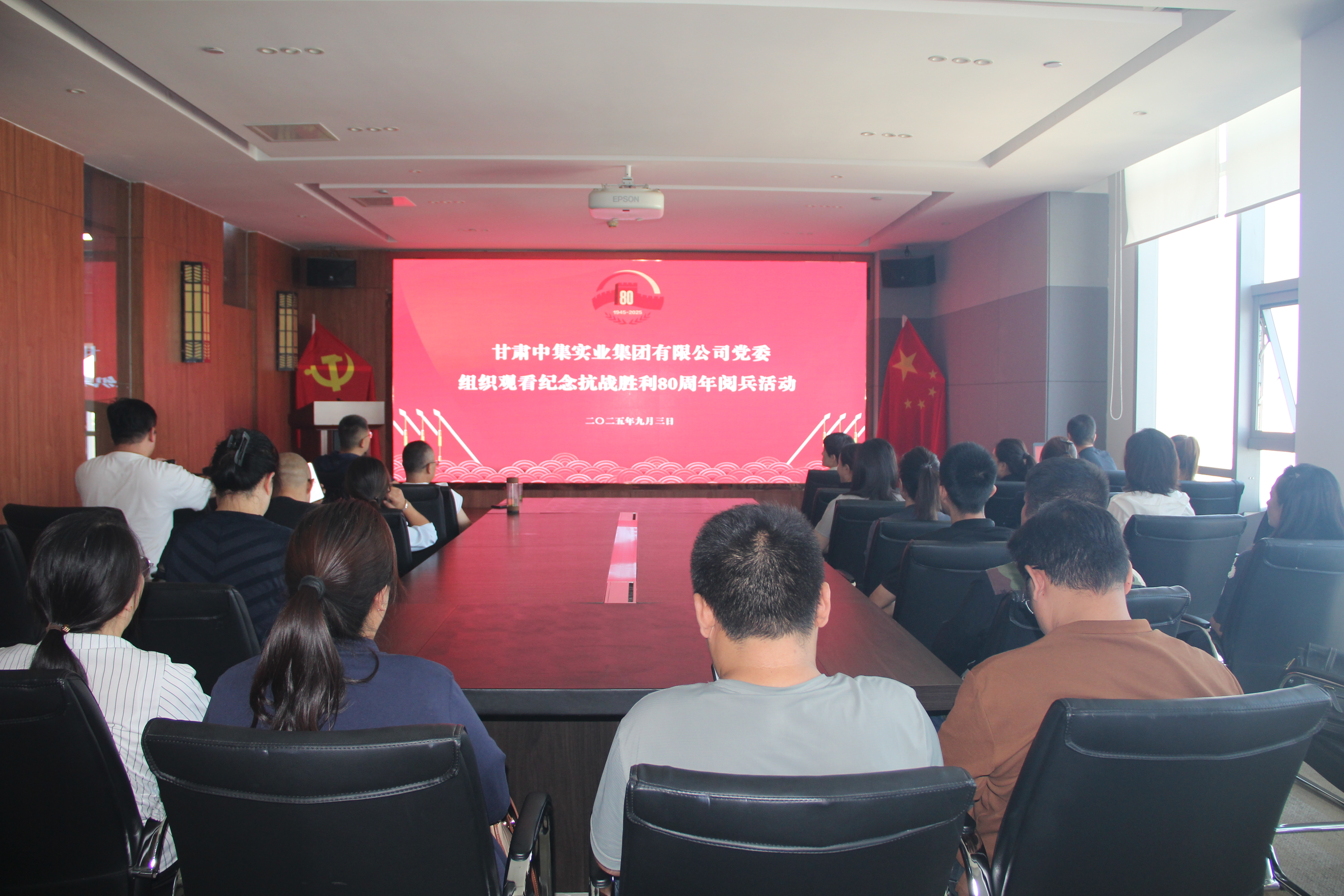 ���C�м����F(tu��n)�hί�M���^���o(j��)���(zh��n)����80������(hu��)ʢ�r